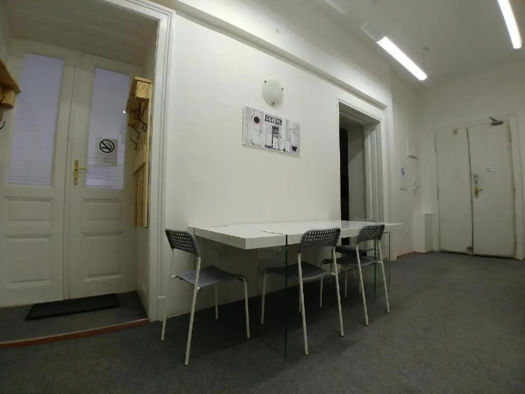 Apartment Rooms Veveri - Uvoz, 10 Min By Walk To The Center Czech Republic