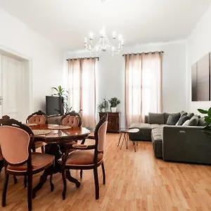 Apartment Internesto Station, Brno